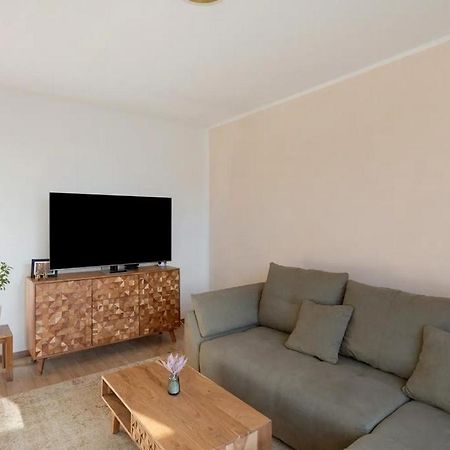 Charmentes Privatzimmer Mit Kueche, Naturgebiet 뒤셀도르프 외부 사진