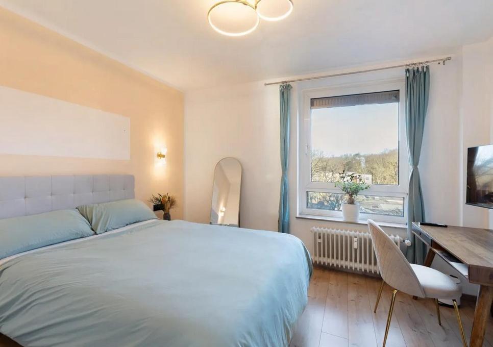 Charmentes Privatzimmer Mit Kueche, Naturgebiet 뒤셀도르프 외부 사진